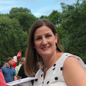 Meet your Posher, Laura